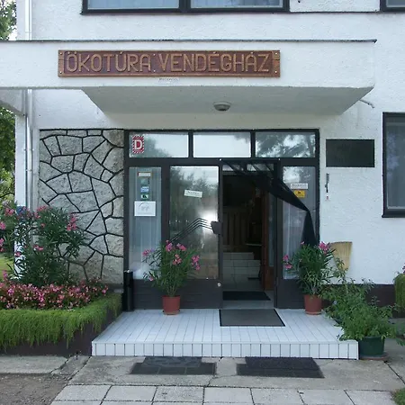 Guest house Okotura Vendeghaz Es Kemping