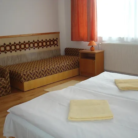 Guest house Okotura Vendeghaz Es Kemping Hortobagy
