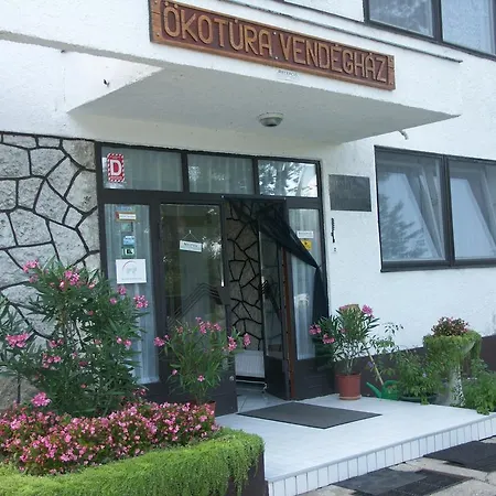 Guest house Okotura Vendeghaz Es Kemping